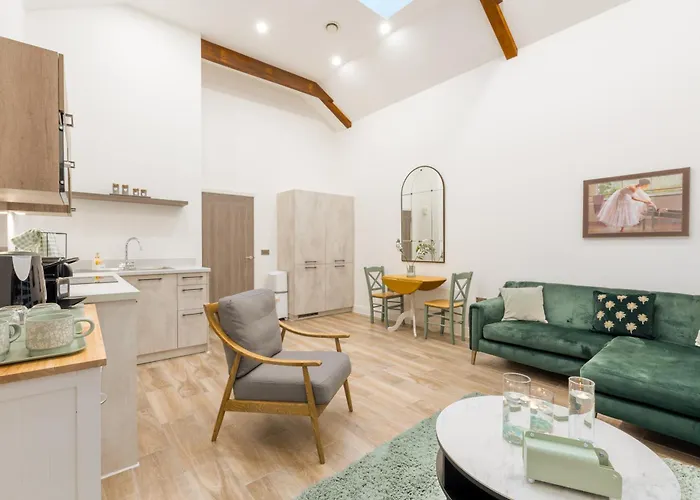 Deansgate Luxury s